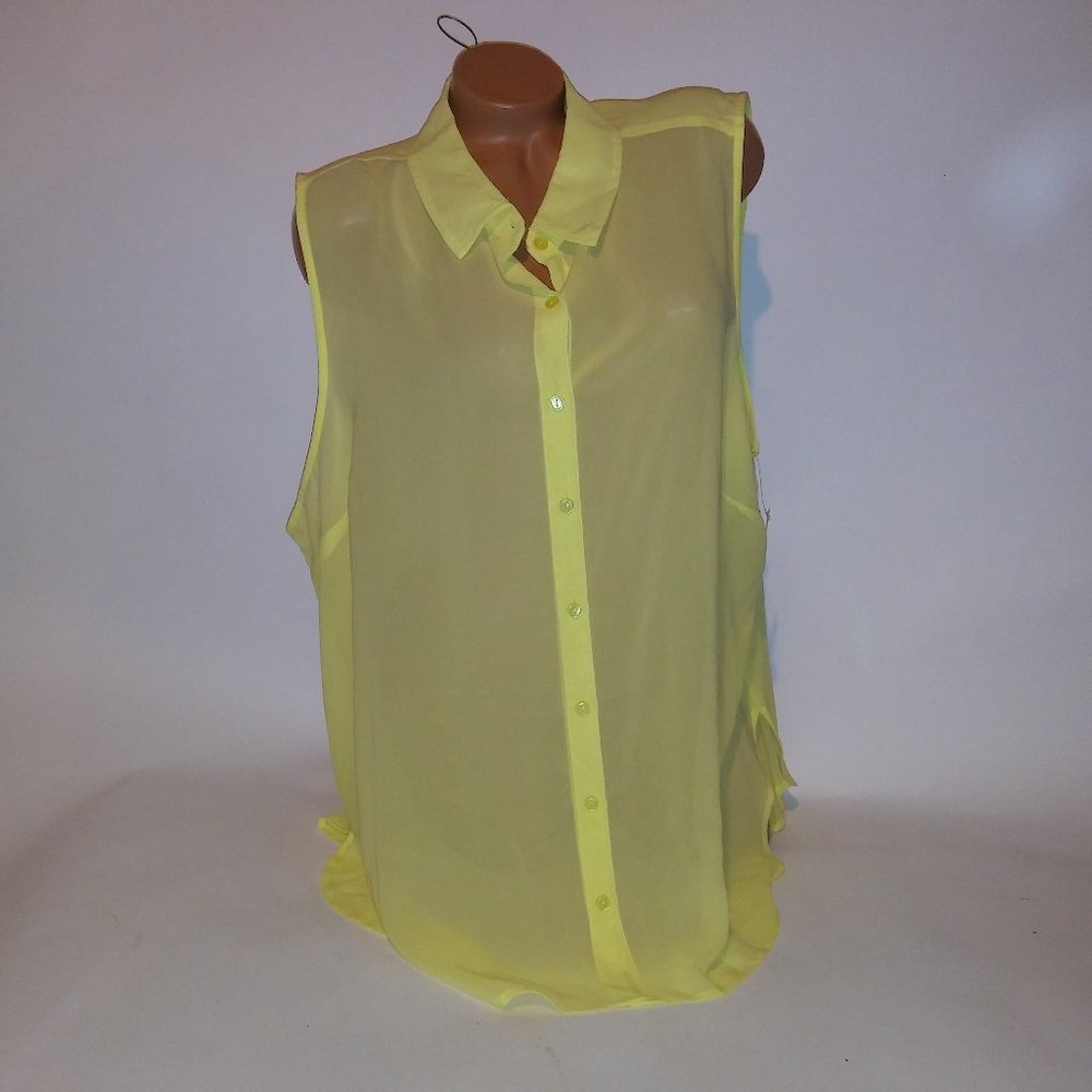 Attention Tank Top Plus‎ Size 3X Solid Yellow Button Front Sleeveless Collared